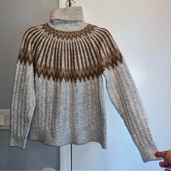 Evereve Hadley Fair Isle Turtleneck Sweater - Picture 9 of 11